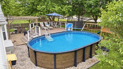 Tiny photo for 1508 W Mooseheart Road, North Aurora, IL 60542 (MLS # 12652559)