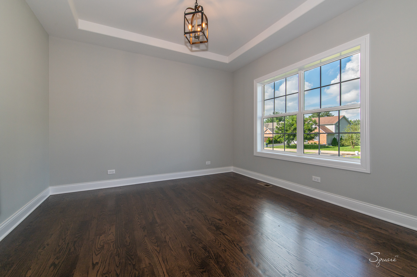 25W275 Doris Avenue