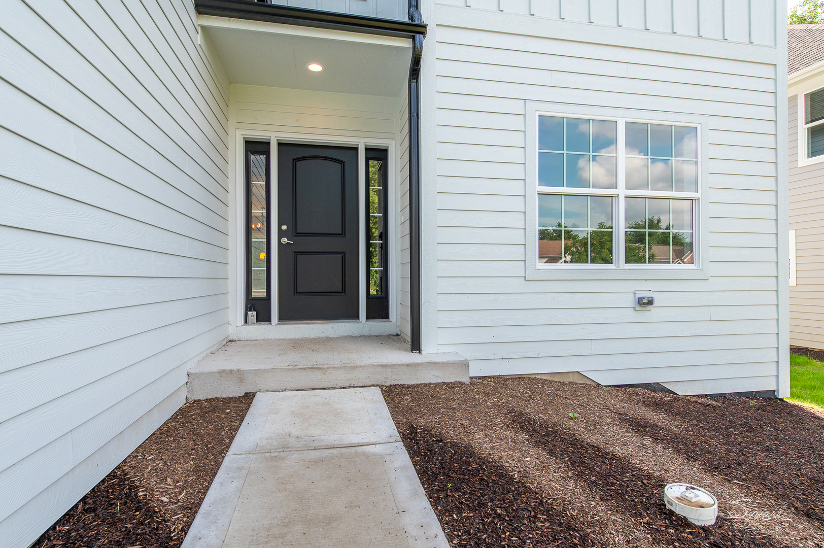 25W275 Doris Avenue