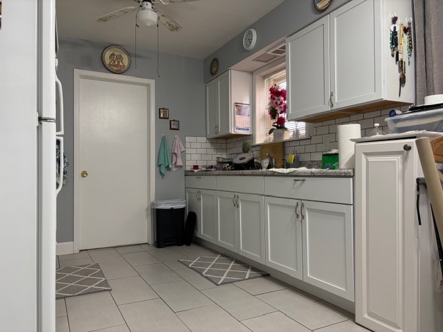 8053 W Churchill Avenue