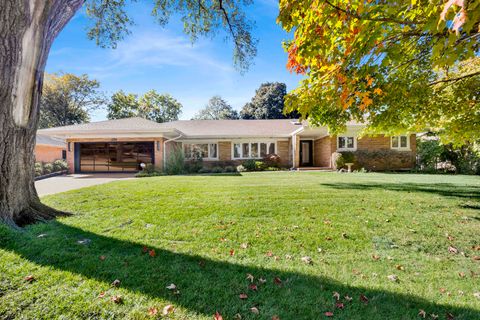 6444 N Knox Avenue Lincolnwood IL 60712