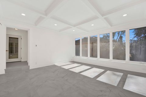 Tiny photo for 6444 N Knox Avenue, Lincolnwood, IL 60712 (MLS # 12527414)