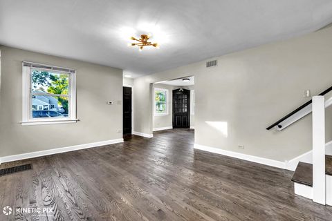 Tiny photo for 3041 W 113th Place, Merrionette Park, IL 60803 (MLS # 12494316)