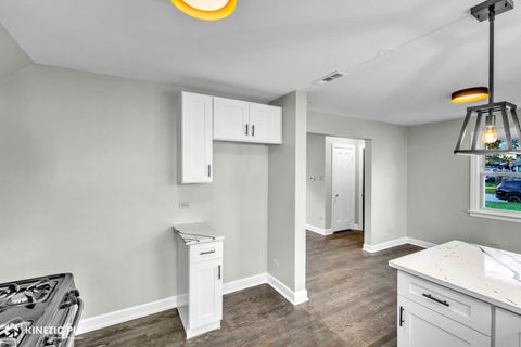 Tiny photo for 3041 W 113th Place, Merrionette Park, IL 60803 (MLS # 12494316)