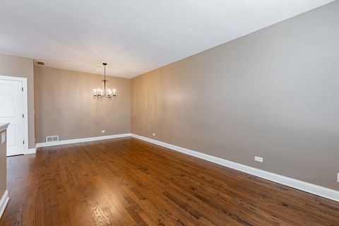 Tiny photo for 9409 GEORGETOWN Square, Orland Park, IL 60467 (MLS # 12628463)