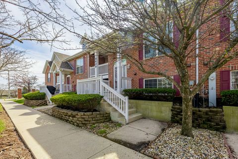 Tiny photo for 9409 GEORGETOWN Square, Orland Park, IL 60467 (MLS # 12628463)