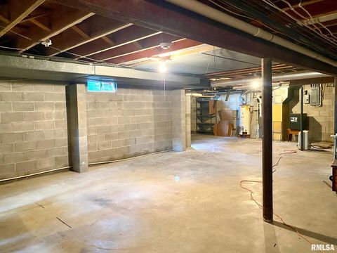 Tiny photo for 807 W MARKET Street, Christopher, IL 62822 (MLS # EB458508)