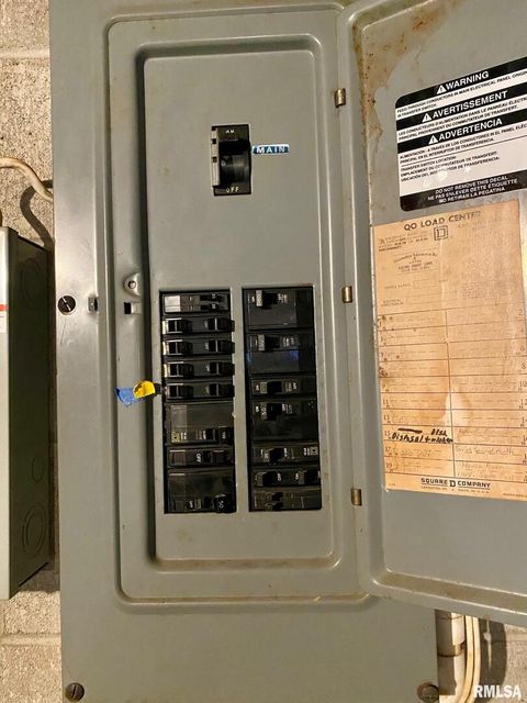 Tiny photo for 807 W MARKET Street, Christopher, IL 62822 (MLS # EB458508)