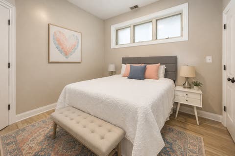 Tiny photo for 6651 S Drexel Avenue #1E, Chicago, IL 60637 (MLS # 12711975)