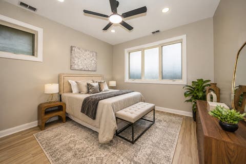 Tiny photo for 6651 S Drexel Avenue #1E, Chicago, IL 60637 (MLS # 12711975)