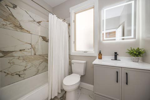 Tiny photo for 6651 S Drexel Avenue #1E, Chicago, IL 60637 (MLS # 12711975)