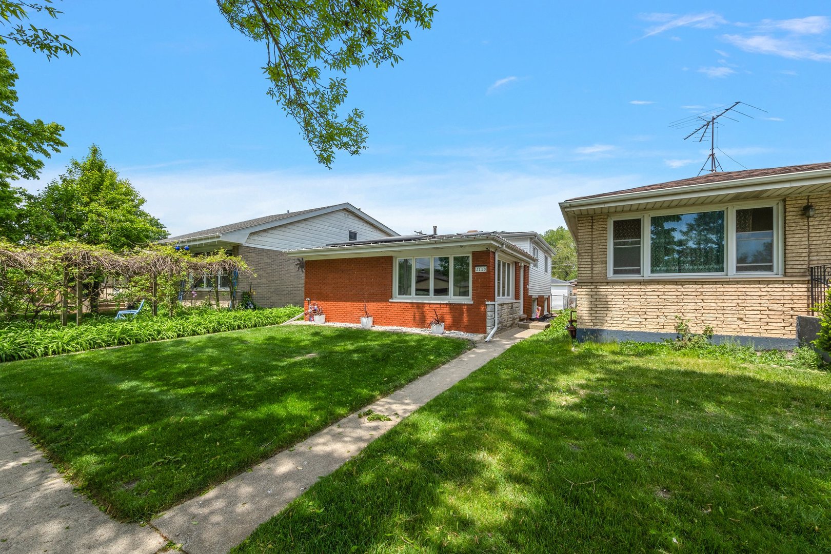 3118 E 130th Street