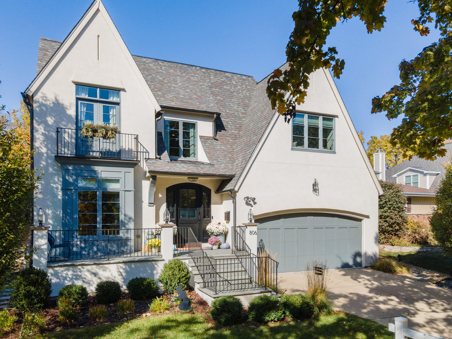 806 Randall Avenue