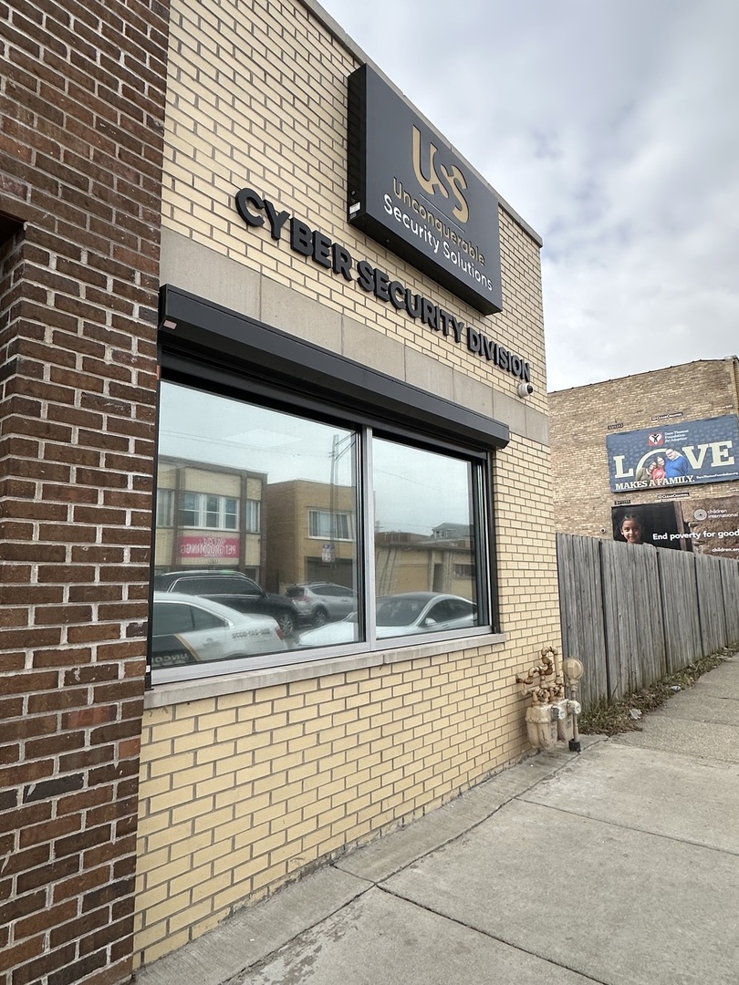2445 W 71st Street