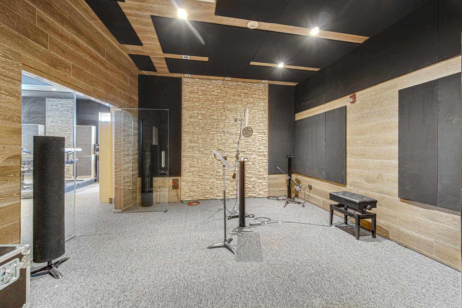 40W147 Campton Crossings Drive