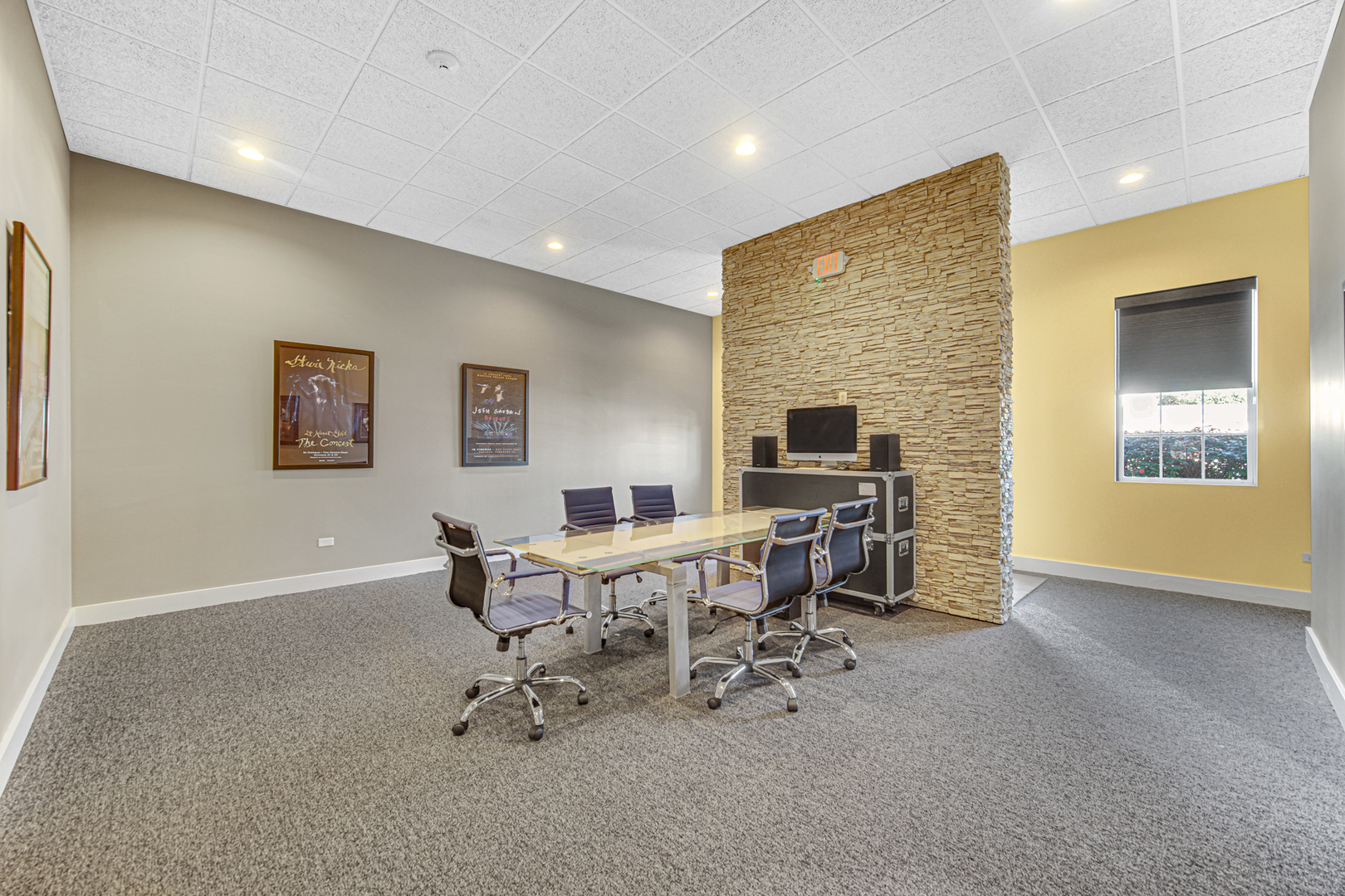 40W147 Campton Crossings Drive