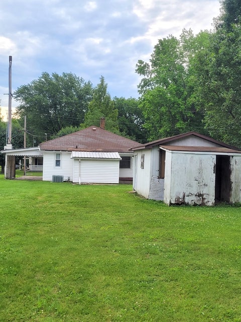 Tiny photo for 919 N 7th Street, Murphysboro, IL 62966 (MLS # 12645610)