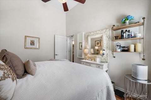 Tiny photo for 72 W Irving Park Road, Roselle, IL 60172 (MLS # 12759203)
