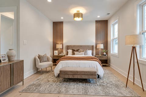 Tiny photo for 5748 W Eastwood Avenue, Chicago, IL 60630 (MLS # 12722777)