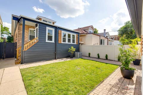 Tiny photo for 5748 W Eastwood Avenue, Chicago, IL 60630 (MLS # 12722777)