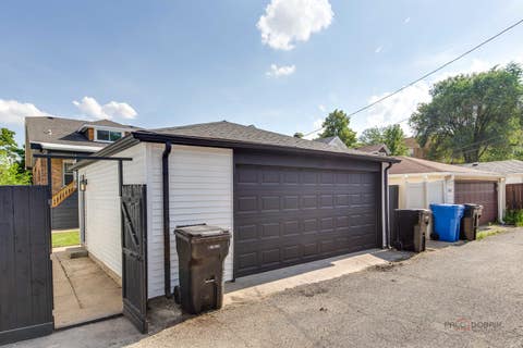 Tiny photo for 5748 W Eastwood Avenue, Chicago, IL 60630 (MLS # 12722777)