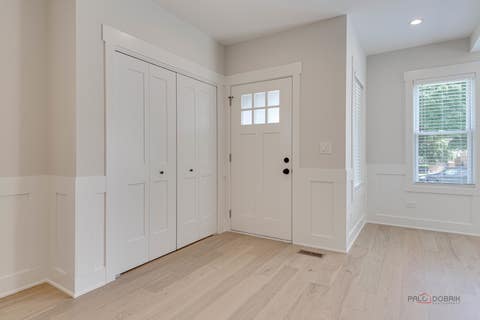 Tiny photo for 5748 W Eastwood Avenue, Chicago, IL 60630 (MLS # 12722777)