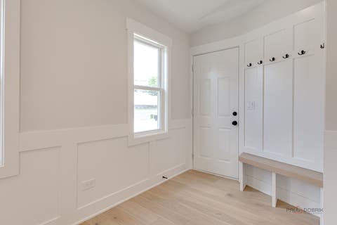 Tiny photo for 5748 W Eastwood Avenue, Chicago, IL 60630 (MLS # 12722777)