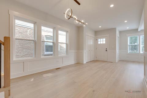 Tiny photo for 5748 W Eastwood Avenue, Chicago, IL 60630 (MLS # 12722777)