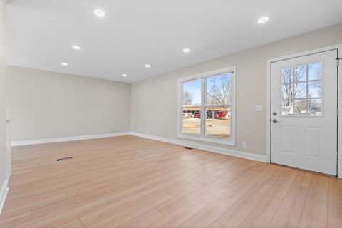 Tiny photo for 40 Chatham Place, Montgomery, IL 60538 (MLS # 12571223)