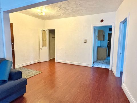 Tiny photo for 6103 S Ingleside Avenue #1, Chicago, IL 60637 (MLS # 12402124)