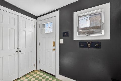 Tiny photo for 1919 Farnam Street, Davenport, IA 52803 (MLS # 12599577)