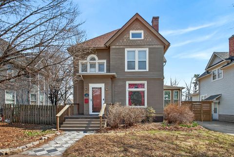 Photo of 1919 Farnam Street, Davenport, IA 52803 (MLS # 12599577)