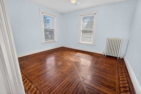 Tiny photo for 1919 Farnam Street, Davenport, IA 52803 (MLS # 12599577)