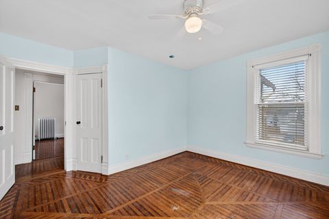 Tiny photo for 1919 Farnam Street, Davenport, IA 52803 (MLS # 12599577)