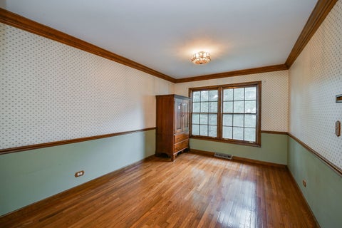 Tiny photo for 2230 Barger Court, Wheaton, IL 60189 (MLS # 12720646)