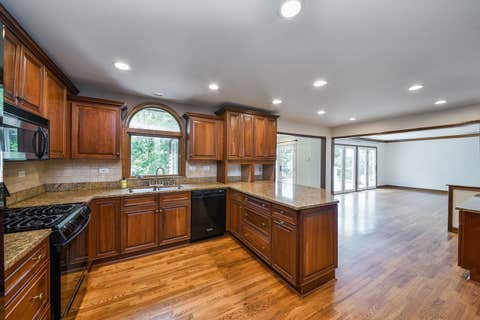 Tiny photo for 2230 Barger Court, Wheaton, IL 60189 (MLS # 12720646)