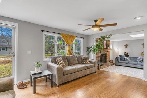 Tiny photo for 5220 Palm Street, McHenry, IL 60051 (MLS # 12544727)