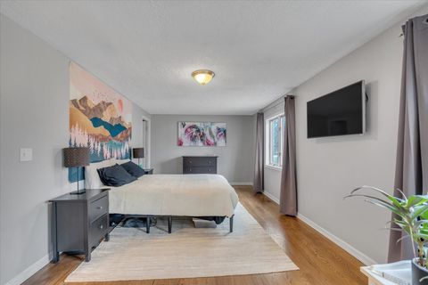 Tiny photo for 5220 Palm Street, McHenry, IL 60051 (MLS # 12544727)