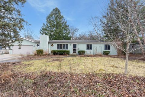 5220 Palm Street McHenry IL 60051