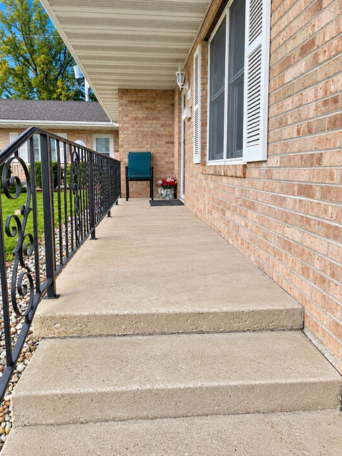 Tiny photo for 308 E Oak Street, Watseka, IL 60970 (MLS # 12793452)