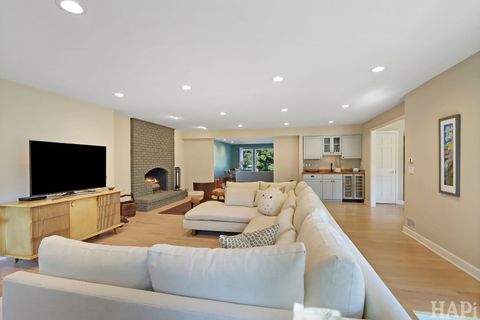 Tiny photo for 113 Surrey Lane, Lincolnshire, IL 60045 (MLS # 12497426)