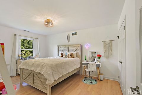 Tiny photo for 113 Surrey Lane, Lincolnshire, IL 60045 (MLS # 12497426)