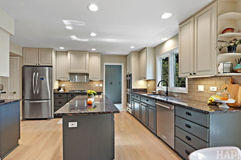 Tiny photo for 113 Surrey Lane, Lincolnshire, IL 60045 (MLS # 12497426)