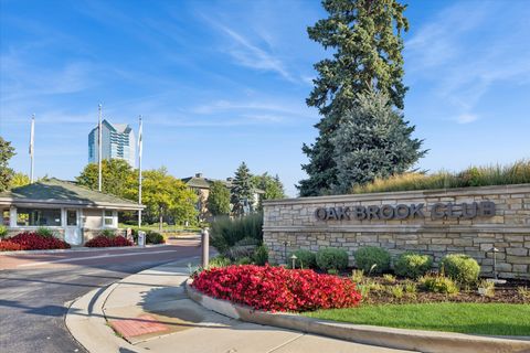Tiny photo for 1 Oak Brook Club Drive #A310, Oak Brook, IL 60523 (MLS # 12551355)