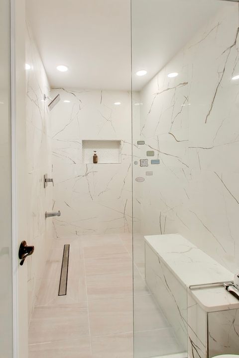 Tiny photo for 26 The Court Of Island Point, Northbrook, IL 60062 (MLS # 12595091)