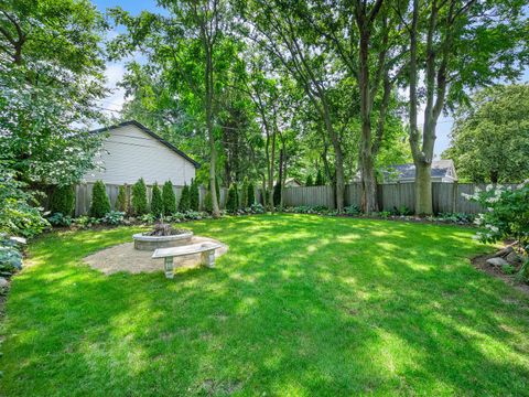 Tiny photo for 424 E Maple Avenue, La Grange, IL 60525 (MLS # 12491025)