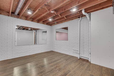 Tiny photo for 2520 Buckingham Avenue, Bettendorf, IA 52722 (MLS # 12667986)