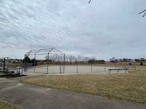 Tiny photo for 534 mallard Lane #B, Sugar Grove, IL 60554 (MLS # 12592316)