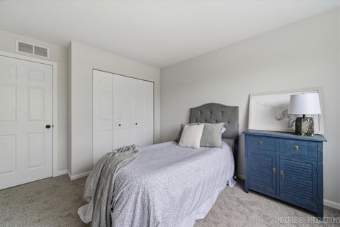 Tiny photo for 534 mallard Lane #B, Sugar Grove, IL 60554 (MLS # 12592316)