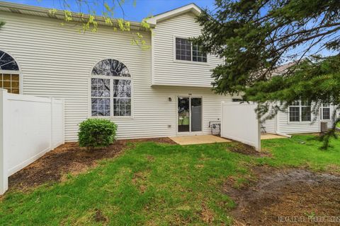 Tiny photo for 534 mallard Lane #B, Sugar Grove, IL 60554 (MLS # 12592316)